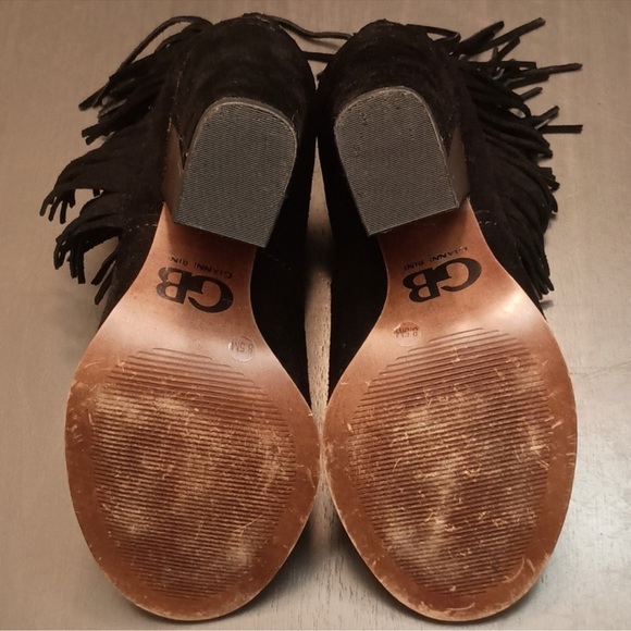 Gianni Bini black suede fringe, peep, toe ankle bootie open toed - Picture 4 of 9